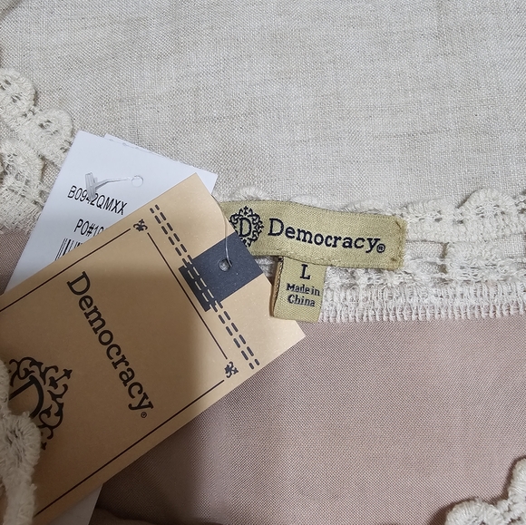 Democracy Blouse - Picture 5 of 5